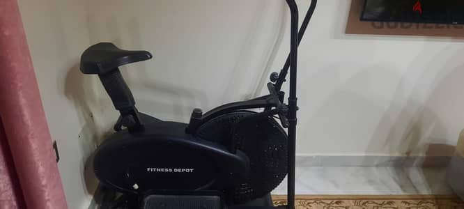 أوربتراك Fitness Depot للبيع بحالة ممتازة يتحمل 150 كيلو