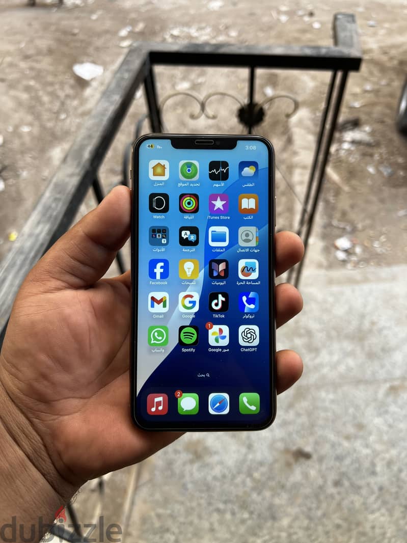 ‏iPhone XS Max 5