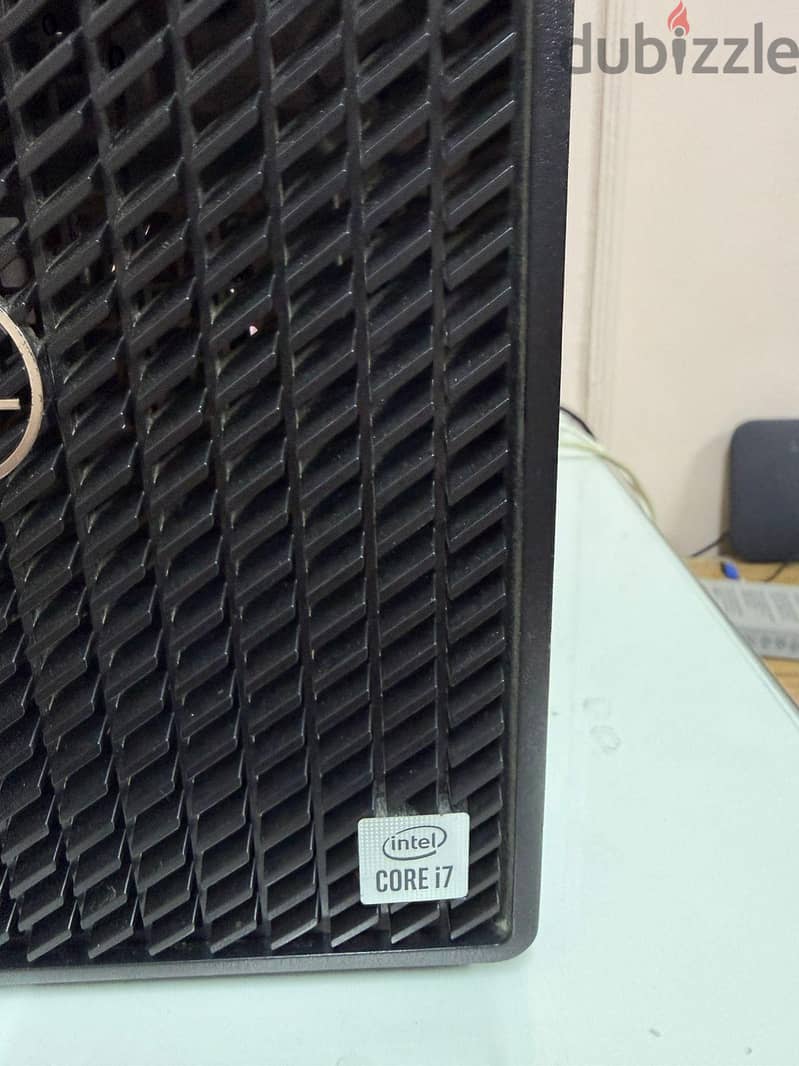 Dell Optiplex 7080 1