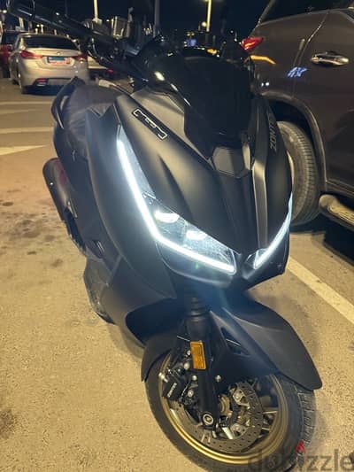 الاسكوتر  zontes d150
