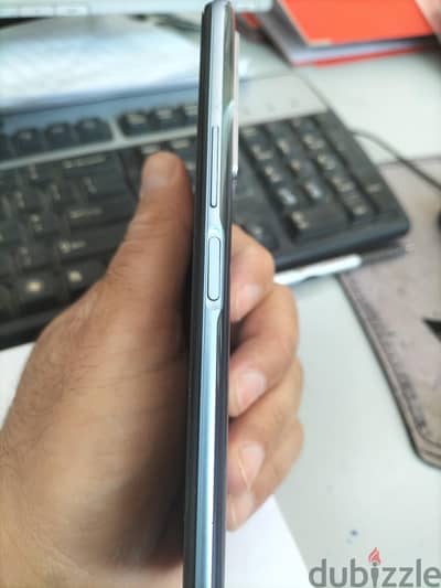 فيفو y51 بحالة ممتازة