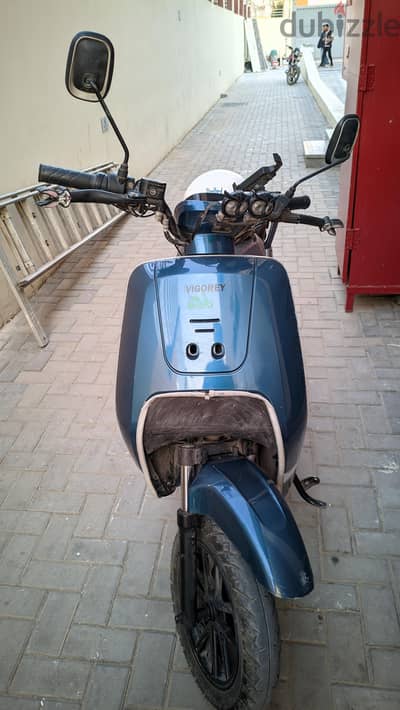 سكوتر كهرباء ديمورا 2000 وات