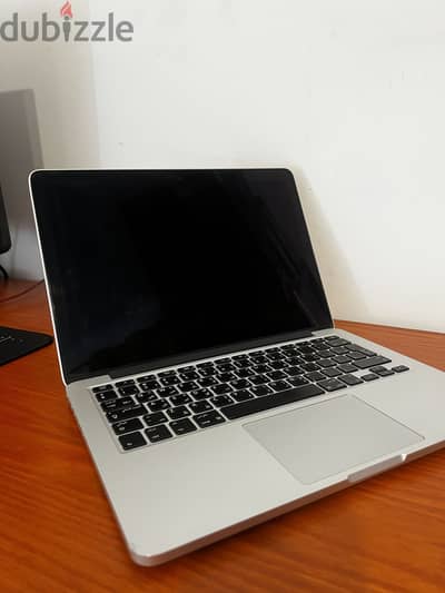 MacBook Pro Retina (Used) w FREE AirPods Original