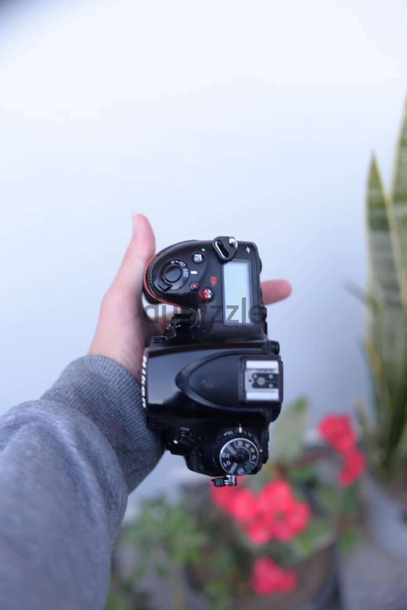 camera nikon 750 2