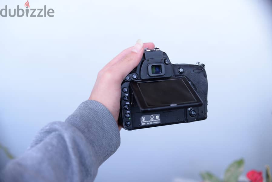 camera nikon 750 5