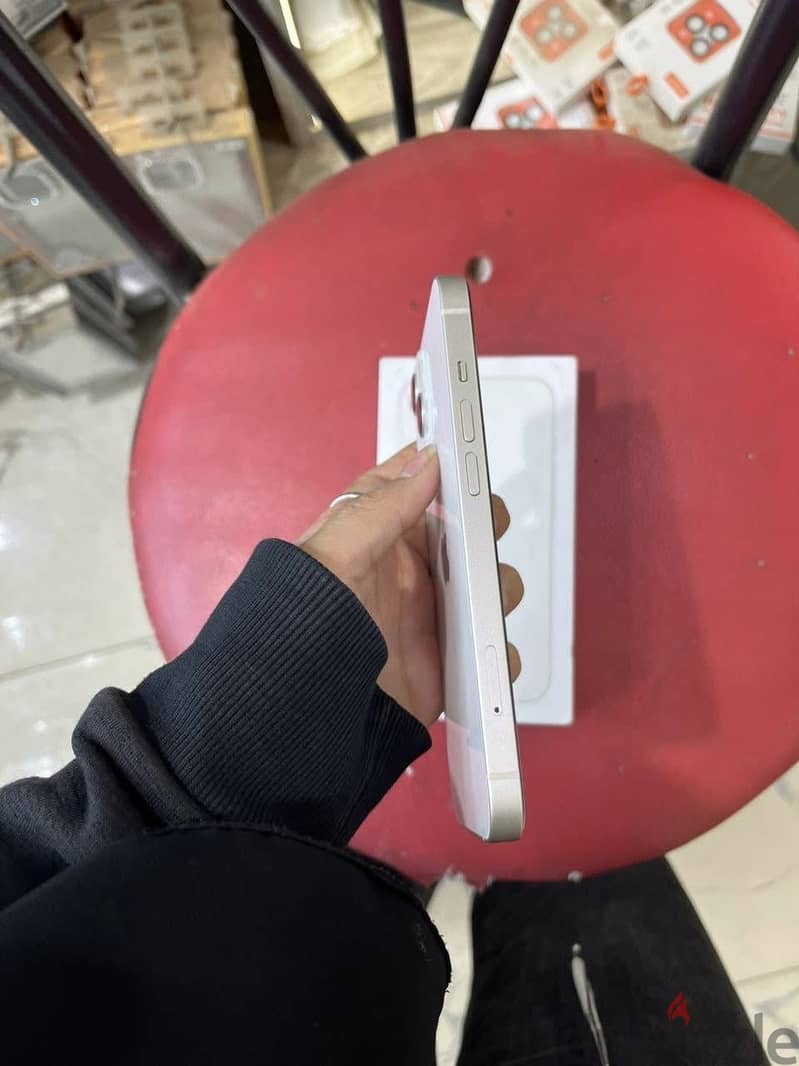 iPhone 13 1