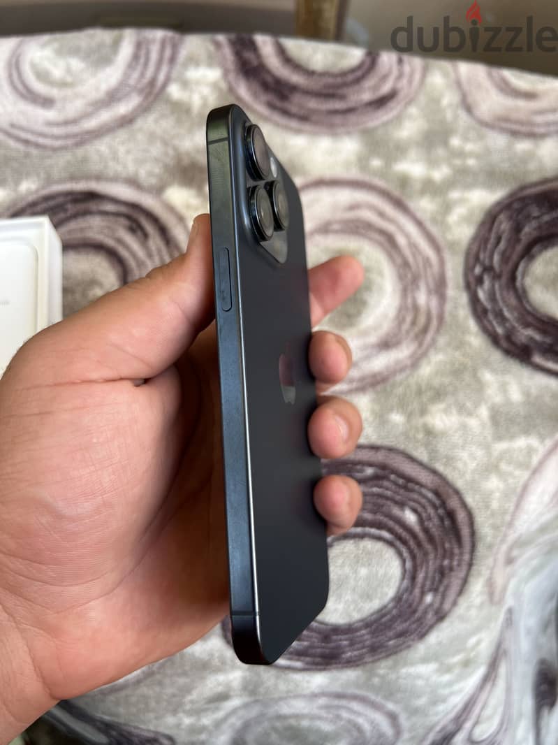 Iphone 15 pro max 3