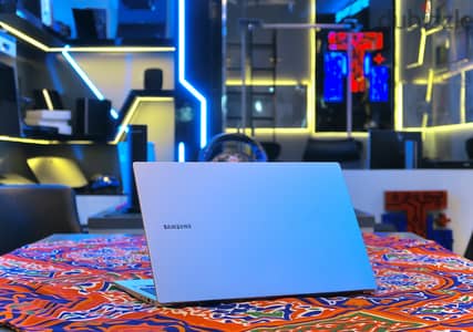 Samsung Galaxy Book 16 Touch Laptop 11th VPro لابتوب سامسونج تاتش مميز