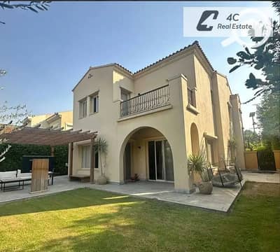 Lowest price villa, 500 sq m, ultra-super-lux finishing, immediate resale in Mivida, Fifth Settlement, with a private layout, very prime location -