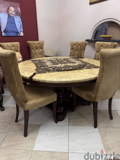 ترابيزة سفره بالرخامه