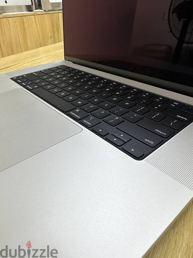 MacBook M4 Pro 16 Inch 3