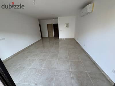 لبيع شقه 2 غرفه متشطبه  استلم واقسط حتى 5 سنوات بالتكييقات والجراج فى المراسم فيفث سكوير OPEN VIEW