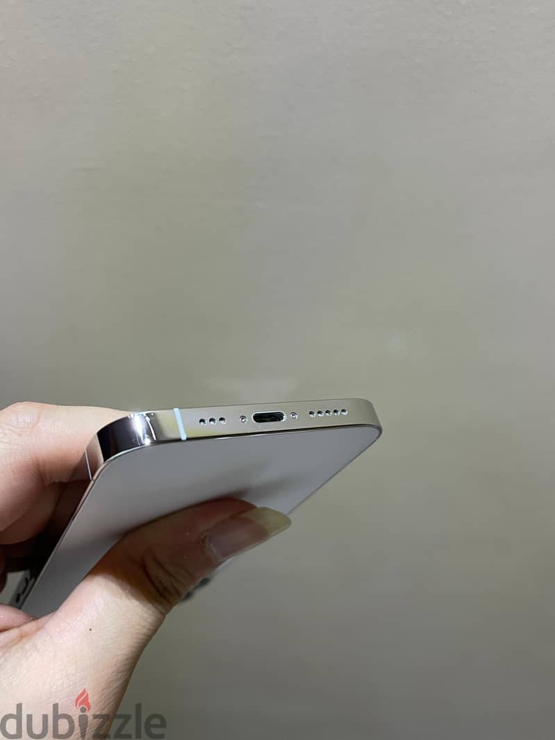 IPhone 13 pro 4