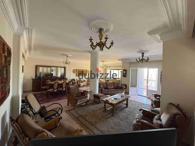 شقة للبيع – موقع مميز  225 متر | واجهة بحري  شارع موازي لمصطفى النحاس – خطوات من مكرم عبيد