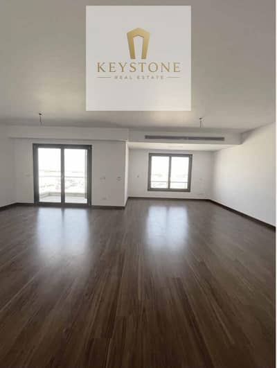 Penthouse 230sqm 3BDR Appliances Pyramids Heights compound