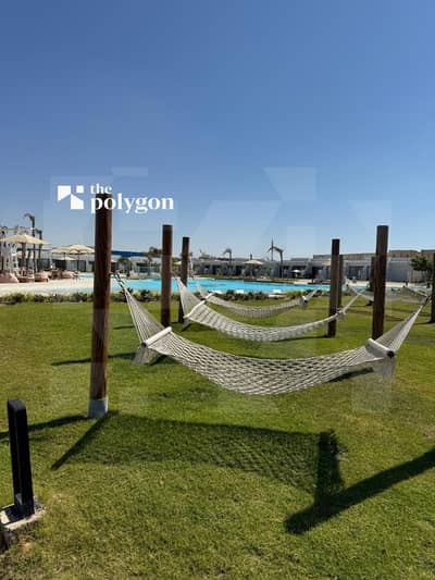 شاليه 96 متر متشطب بالكامل  بالتكييفات يطل علي البحر في دي باي D-Bay الساحل الشمالي
