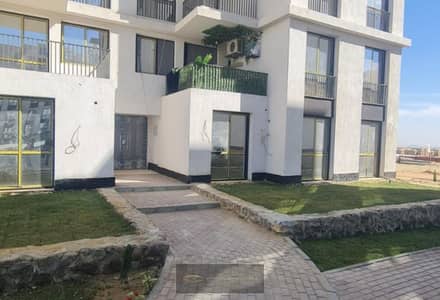 Apartment for Sale in Zed Towers – Sheikh Zayed | Investment Opportunity Below Market Price