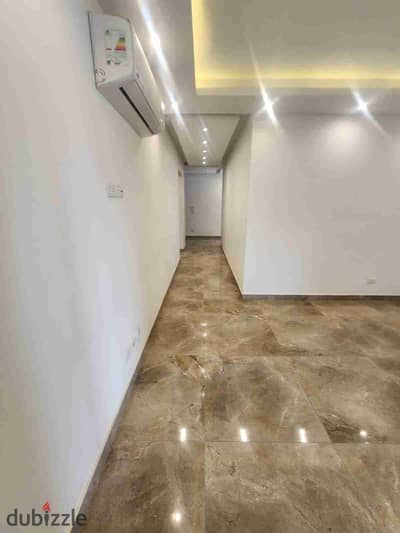 شقه للايجار في الشيخ زايد الحي الخامس اللترا مودرن تصلح سكني وإداري