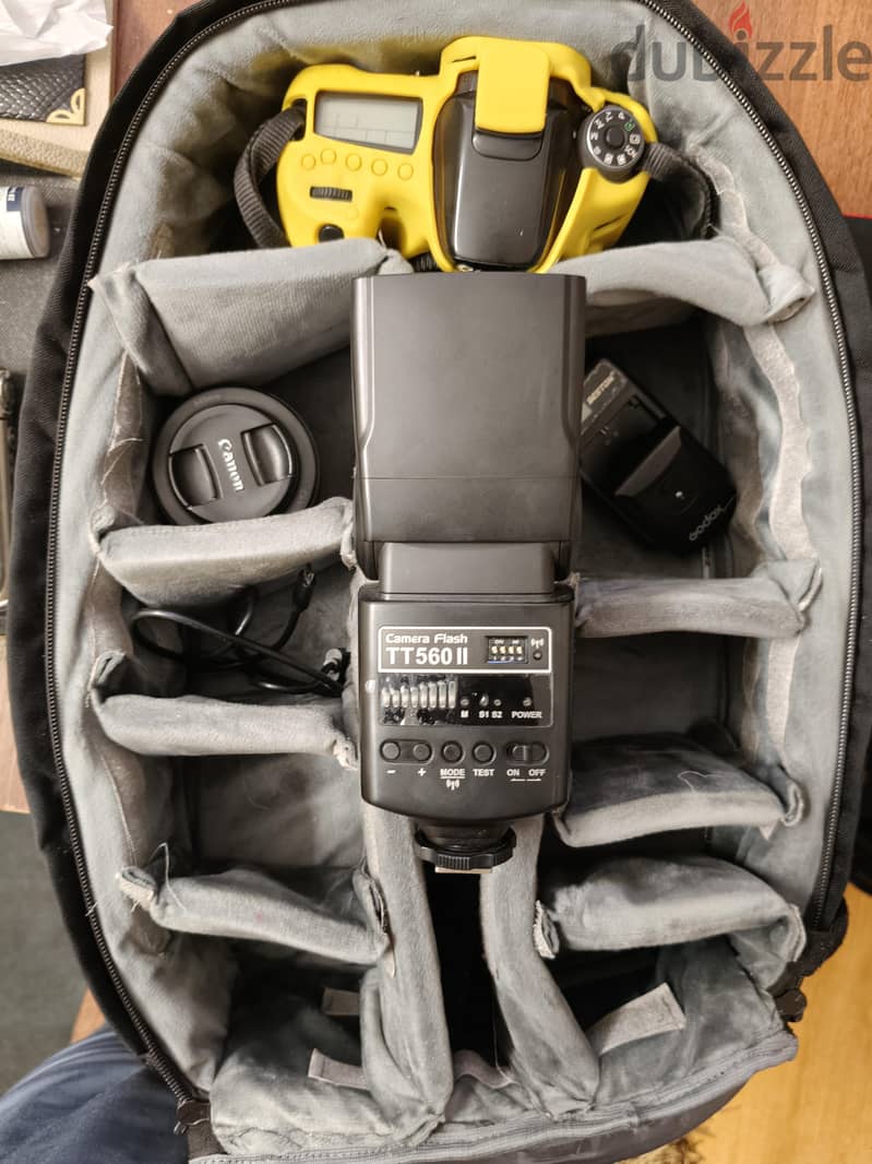 Canon  D70 3