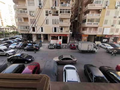 Opportunity for clinics and companies - Licensed administrative headquarters for rent 70m (Smouha - Golden Square next to Zehran Mall) 15,000 EGP monthly • Room - Reception - Bathroom Office • First floor and the property is 12 floors • Open view • Advertising facade