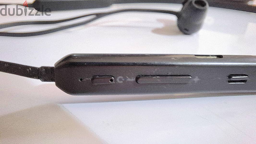 Bluedio Bluetooth wireless earphones-like new 6