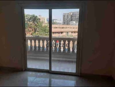 دور أول إداري من شارع احمد عرابي الرئيسي في المهندسين
