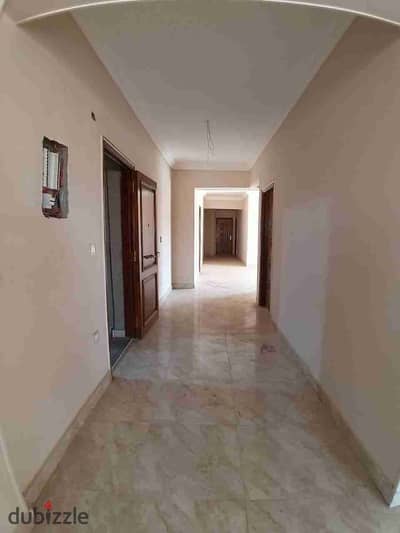 فرصة مميزة للسكن الراقي بجوار كمبوند حسن علام