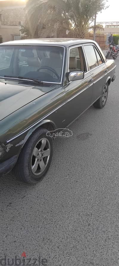 مرسيدس 230 1979 للبيع جنوب سيناء