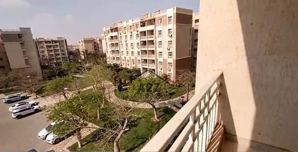 موقع مميز جدا فى مدينتى البى 7 فيو مفتوح اتجاه بحرى استلام فورى طلعت مصطفى 82 متر دور ثالث خالصة جميع المستحقات