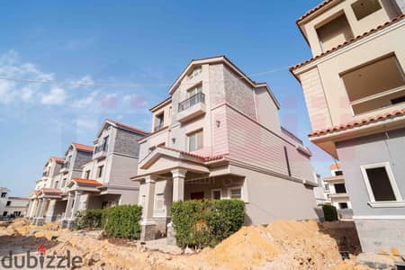 فيلا Twin House للبيع (279م + جاردن 150م) سموحة - كومباوند مروج