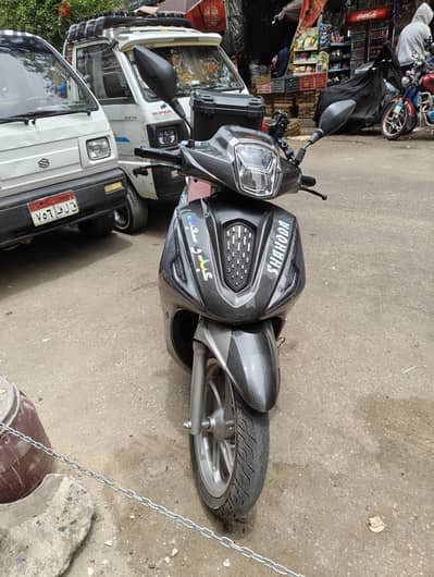 KEEWAY SC 200CC