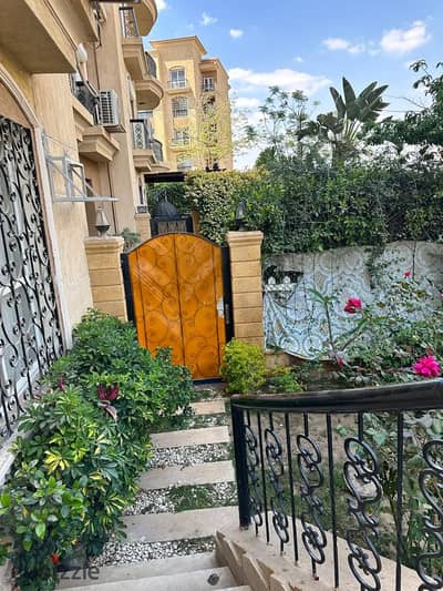 شقة في الرحاب 200م ارضي بجاردن للايجار قانون جديد