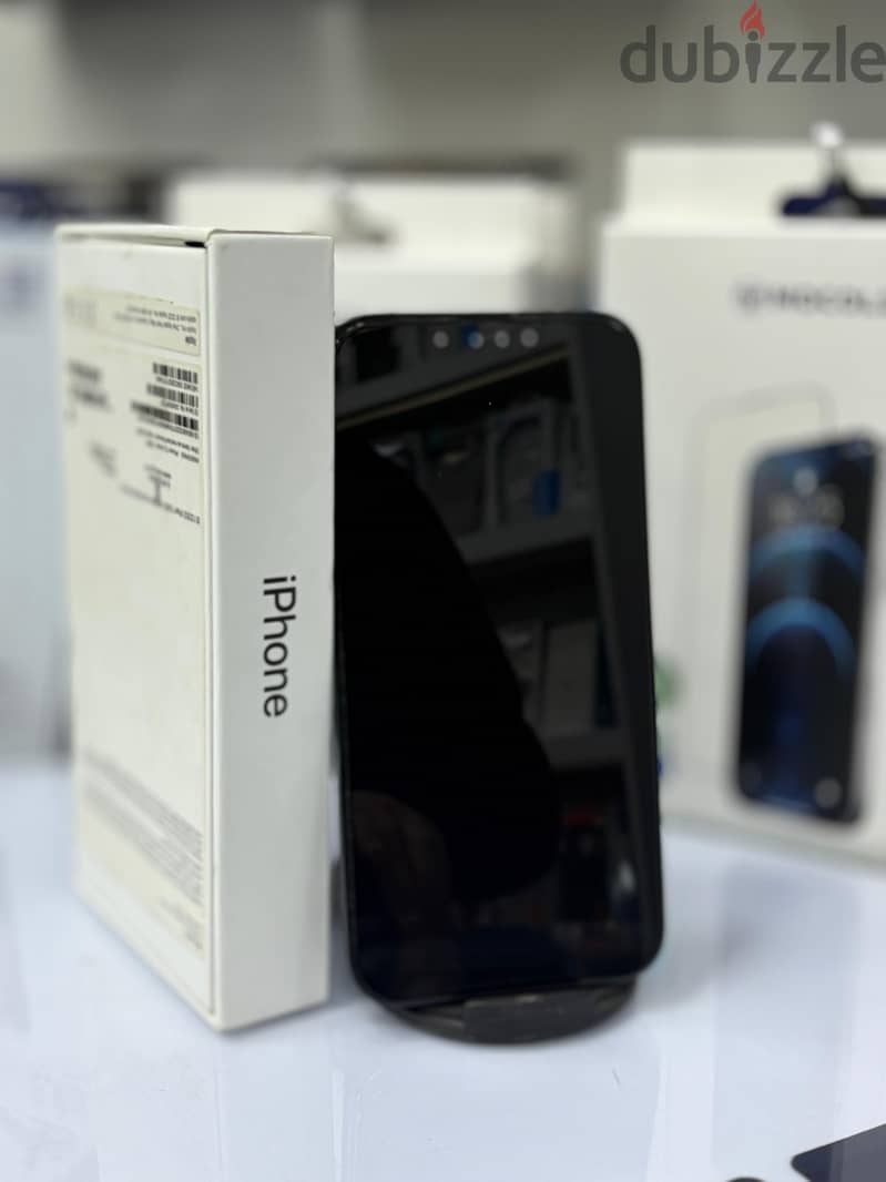 iPhone 13 2
