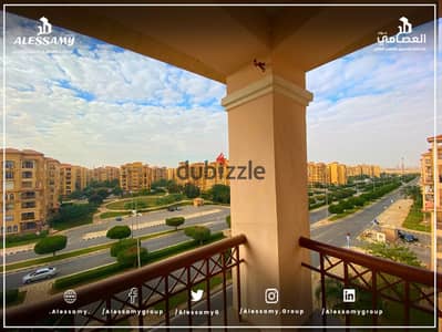 For sale in Madinaty, an apartment 107m in B2, repeated floor, a distinguished apartment with a view of the main street and close to the club