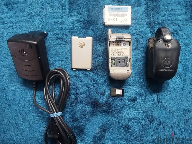 MOTOROLA V 8