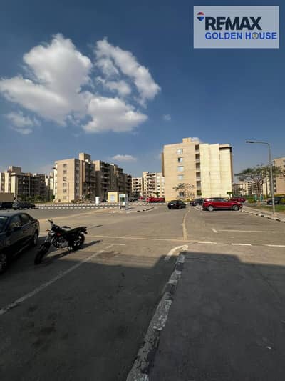 Electrical supplies shop, 55 meters in size and 7 meters high, suitable for adding a second floor, for sale in Wasal Residence Compound, Shorouk City,