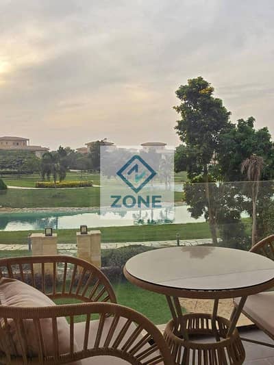 Detached villa for sale in Madinaty with an open view directly overlooking the lakes