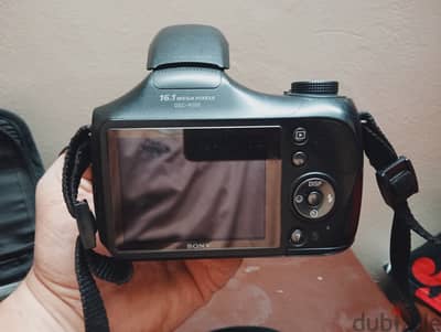 كاميرا h100