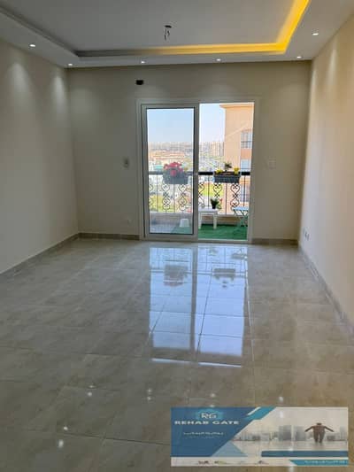 للبيع فى مدينه الرحاب 89 متر المرحله السابعه جنب السوق الشرقي بها بعض التشطيبات الخاصه