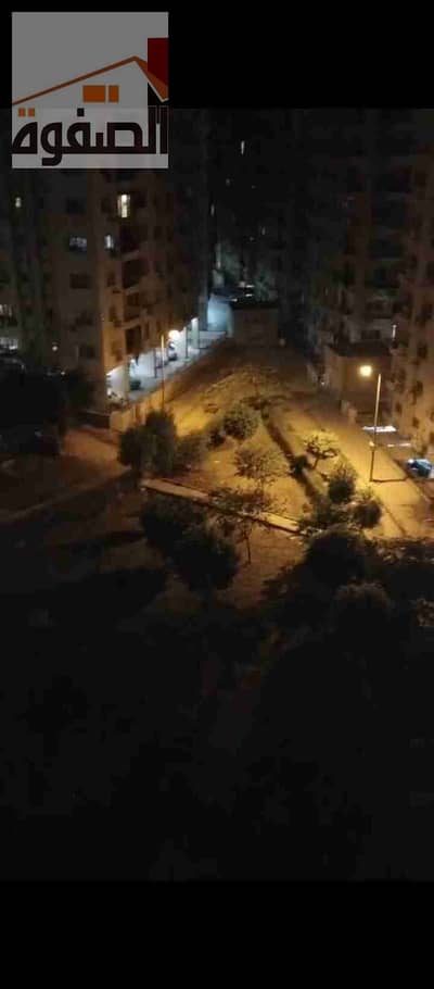 شقه للايجار الفاضي زهراء المعادي كمبوند أشجار درنا موقع مميز وراقي بجانب شارع السعادة وكارفور