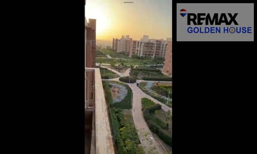 بحري 170 متر بفيو وايد و نارو جاردن  دور خامس يوجد اسانسير للبيع في كمبوند وصال ريذدينس امام مدينتي و بجوار مدينه الشروق و طريق السويس و الجامعه البر