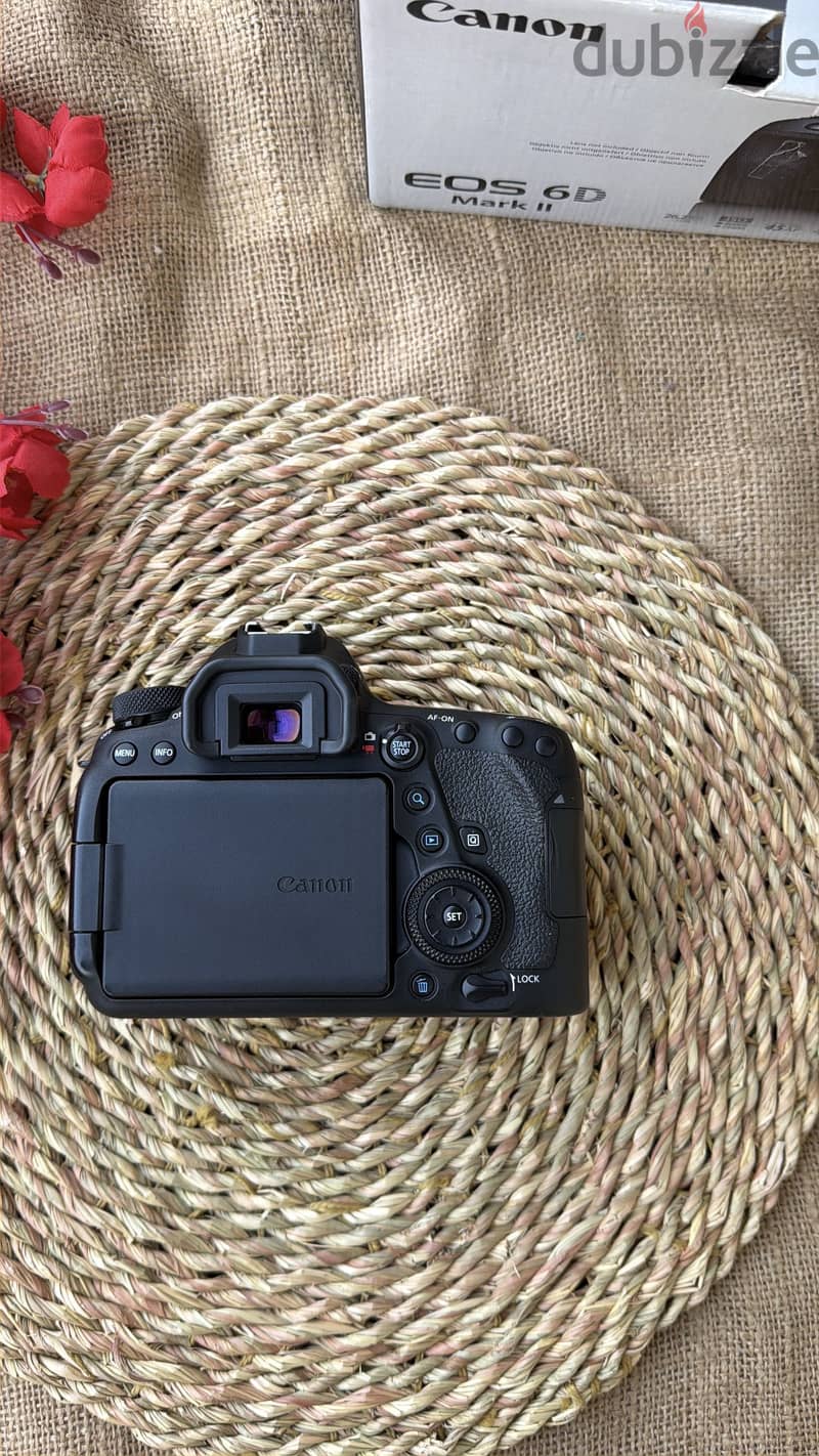 Canon 6d mark2 2