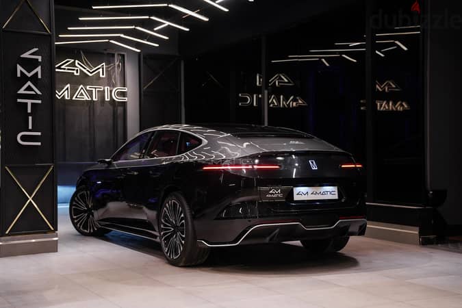 Avatr 12 Royal Edition 2025 تسليم فوري