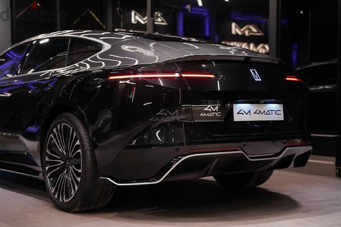 Avatr 12 Royal Edition 2025 تسليم فوري