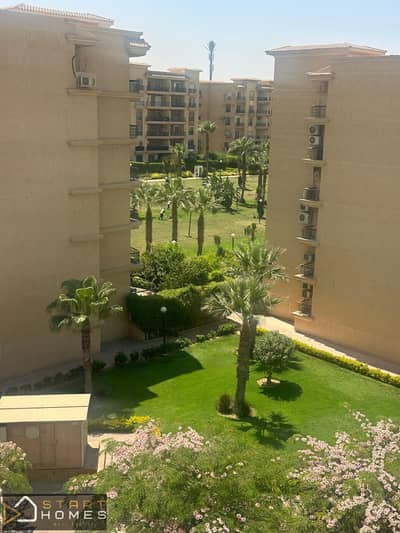Apartment for sale, a unique opportunity just steps from services with a distinguished view, and club membership is not mandatory for the buyer.