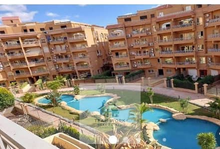 Price reduced for quick sale: Apartment in Al-Murooj Compound, 6th of October City, prime location within the compound, at a very bargain price direct