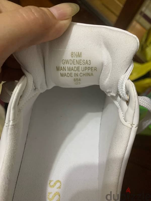 Guess sneakers 8