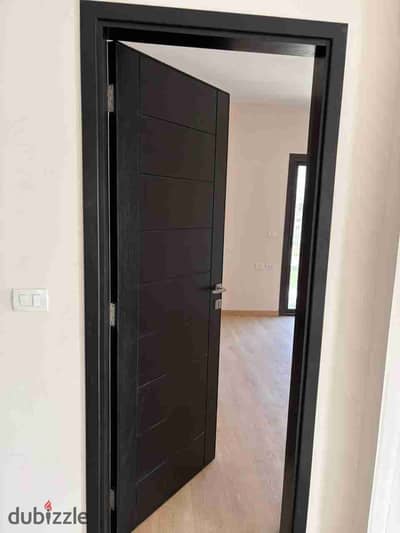  توين هاوس للإيجار  الموقع: Address East Compound – القاهرة الجديدة  مناسب: عائلي أو إداري  المساحة: 480 م  عدد الغرف: 5 غرف نوم  عدد الحمامات: 4 حمام  ريسبشن واسع  مطبخ مجهز  مكيف بالكامل  حديقة خاصة مزروعة  وحدة فاخرة بمساحة كبيرة وتشطيب