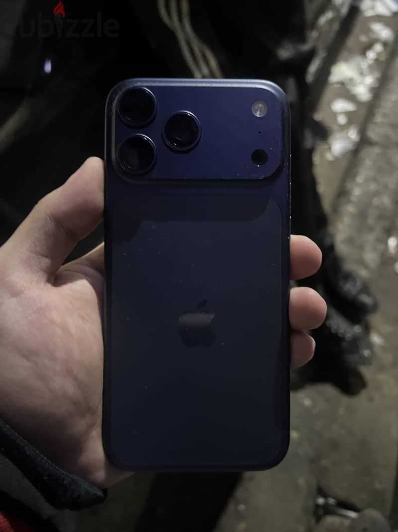 17 pro max 1