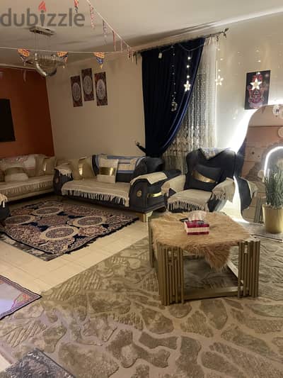 المقطم